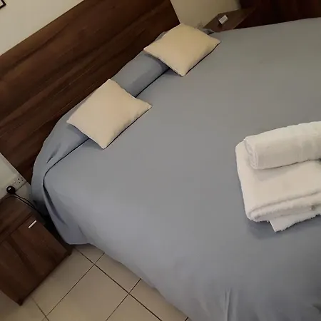 Blue Marine Apartment San Ġiljan